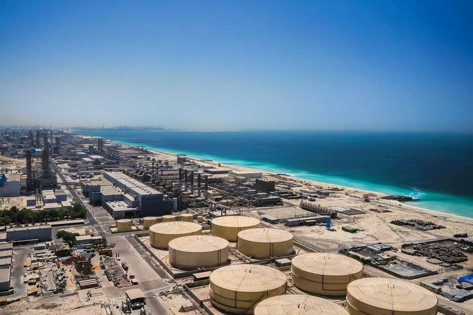 UAE Built the World's Largest Solar-Powered Desalination Plant